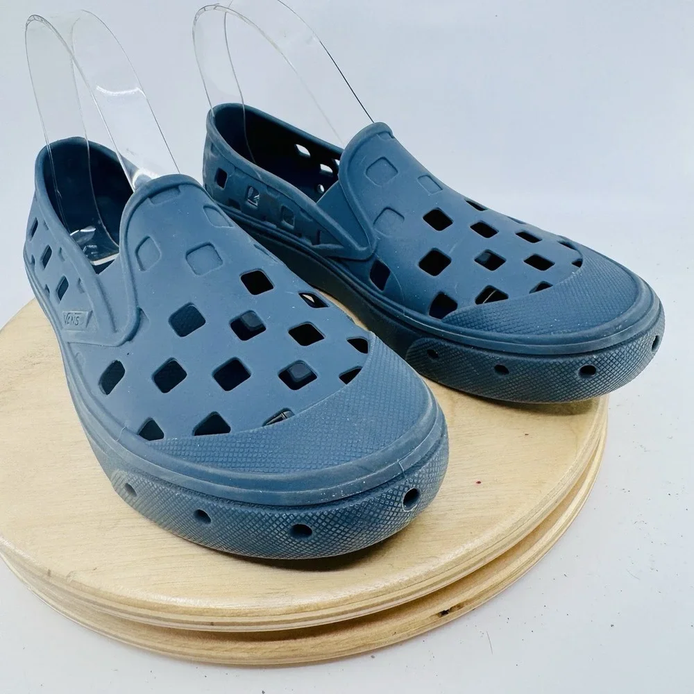 Vans pre owned